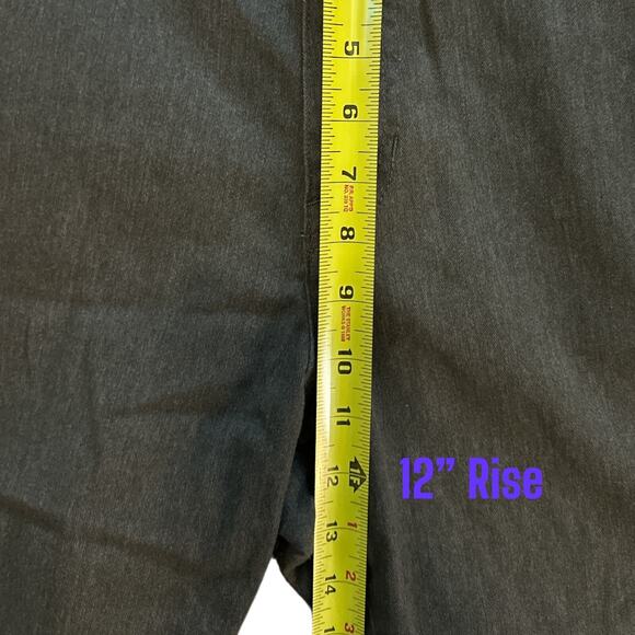 Volcom‎ Men’s Shorts Size 34 Gray Chino Style Casual Stretch Flat Front Golf - Picture 6 of 7